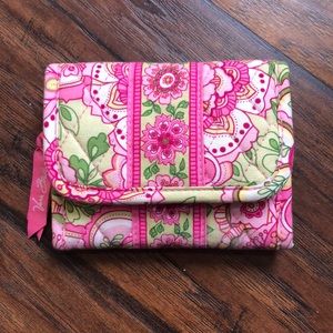 Tri-fold Vera Bradley Wallet